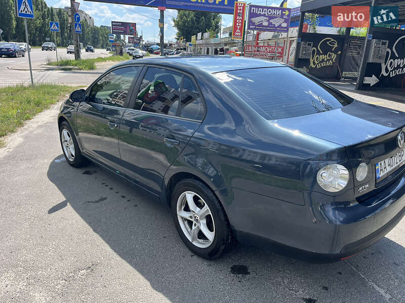 Седан Volkswagen Jetta 2009 в Киеве