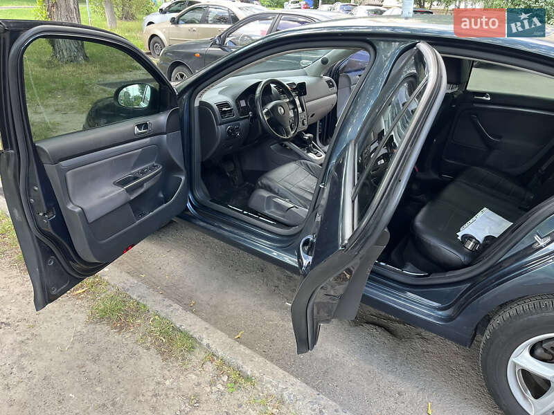 Седан Volkswagen Jetta 2009 в Киеве