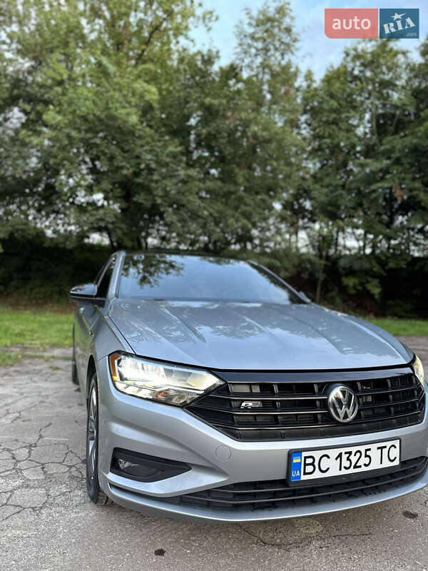 Volkswagen Jetta 2019