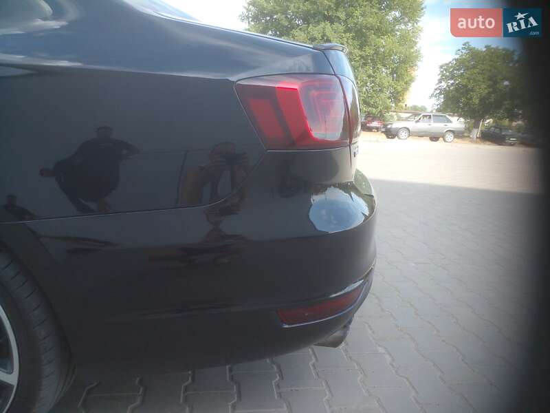 Седан Volkswagen Jetta 2014 в Подольске