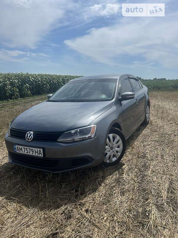 Седан Volkswagen Jetta 2014 в Казатине