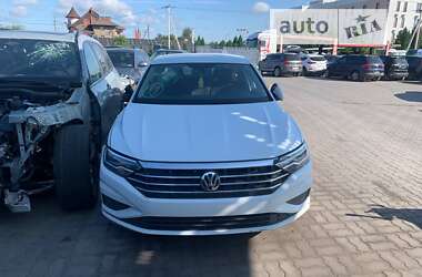 Седан Volkswagen Jetta 2019 в Львові