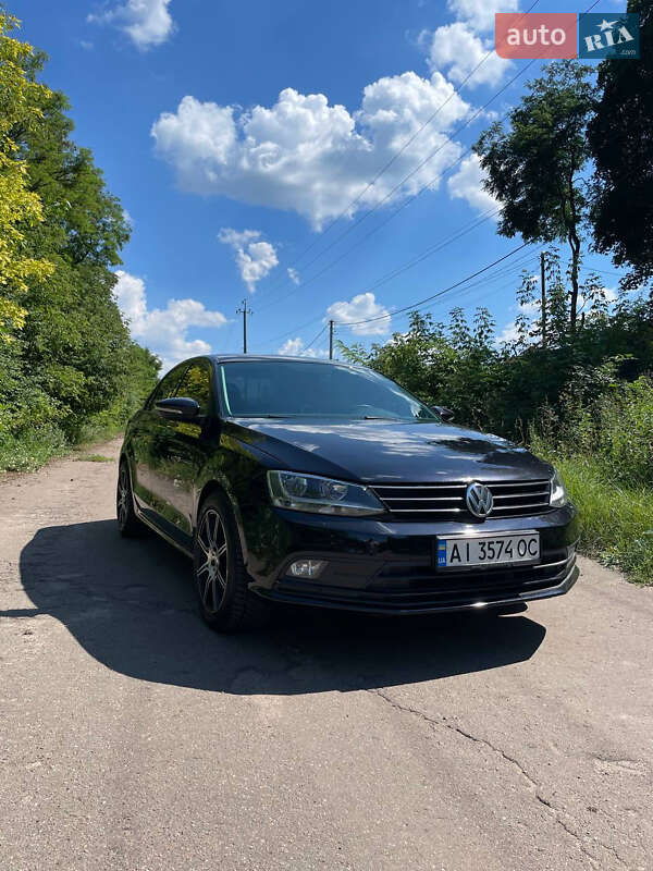 Седан Volkswagen Jetta 2015 в Білій Церкві