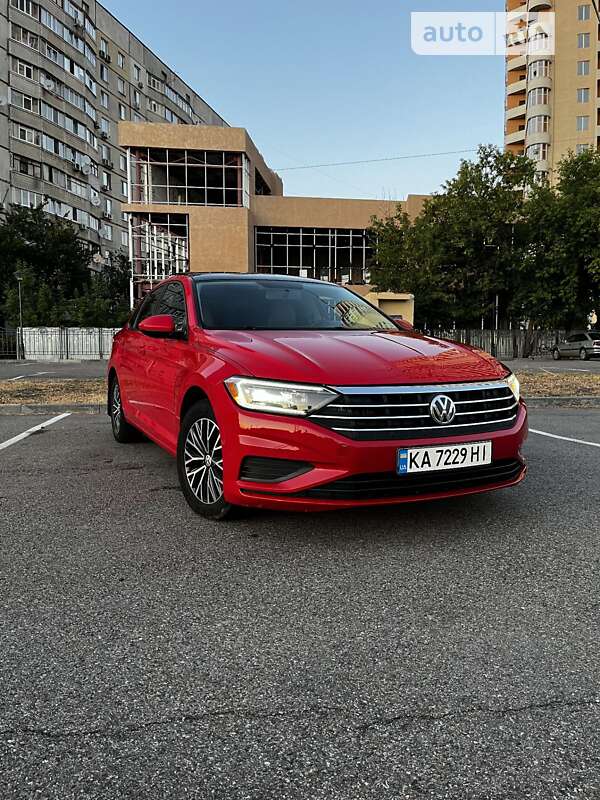 Седан Volkswagen Jetta 2018 в Харькове