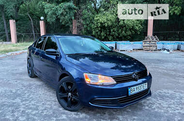 Седан Volkswagen Jetta 2014 в Кропивницком