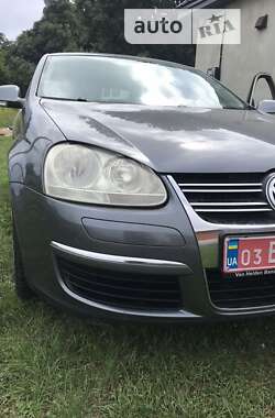 Седан Volkswagen Jetta 2007 в Луцке