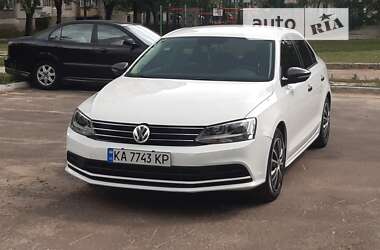 Седан Volkswagen Jetta 2016 в Киеве