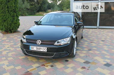 Седан Volkswagen Jetta 2012 в Львове