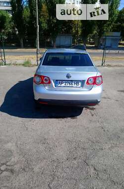 Седан Volkswagen Jetta 2006 в Запоріжжі