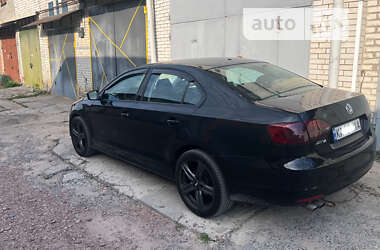 Седан Volkswagen Jetta 2013 в Києві