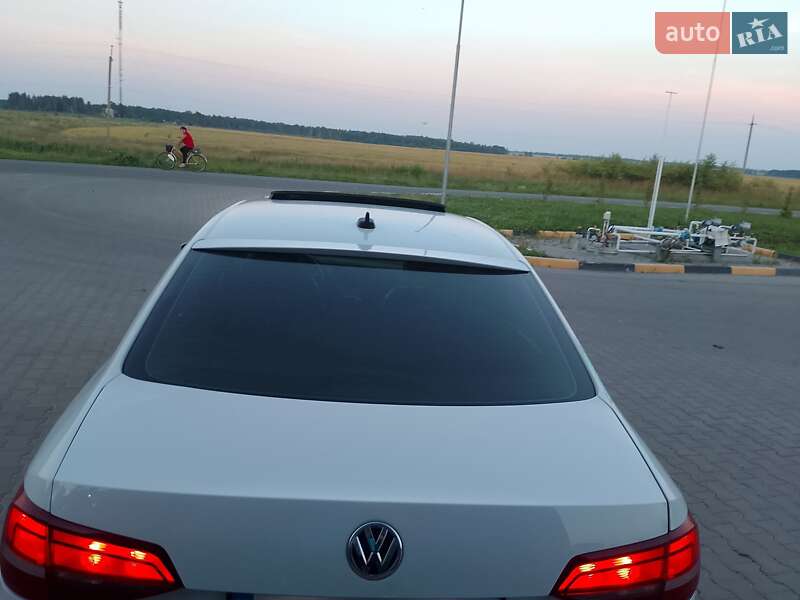 Седан Volkswagen Jetta 2015 в Шостці