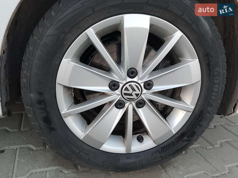 Седан Volkswagen Jetta 2015 в Шостці