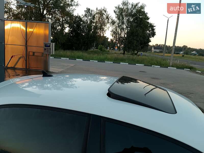 Седан Volkswagen Jetta 2015 в Шостці