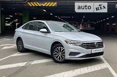 Седан Volkswagen Jetta 2018 в Киеве