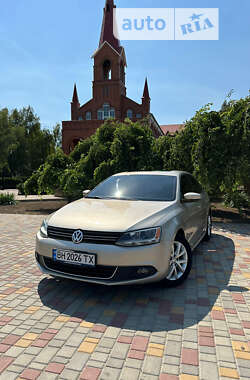 Седан Volkswagen Jetta 2013 в Білгороді-Дністровському