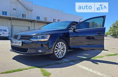 Седан Volkswagen Jetta 2014 в Николаеве