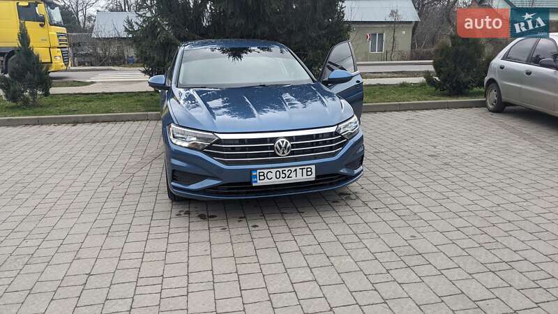 Седан Volkswagen Jetta 2019 в Стрые