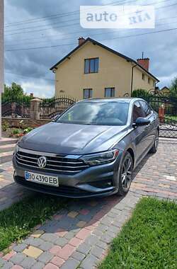 Седан Volkswagen Jetta 2018 в Івано-Франківську