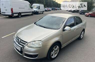 Седан Volkswagen Jetta 2007 в 