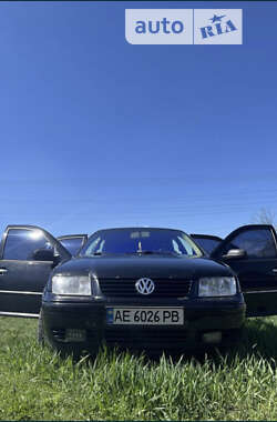 Седан Volkswagen Jetta 2002 в Казанці