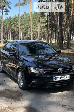 Седан Volkswagen Jetta 2016 в Лебедині