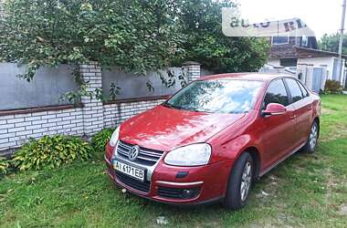 Седан Volkswagen Jetta 2006 в Немішаєве