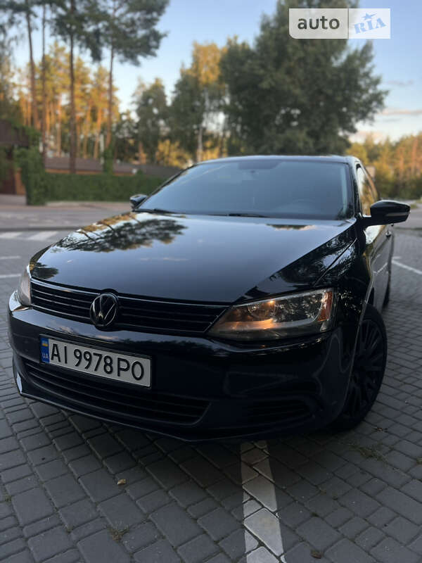 Volkswagen Jetta 2014