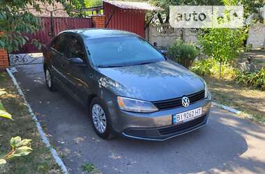 Седан Volkswagen Jetta 2012 в Лохвиці