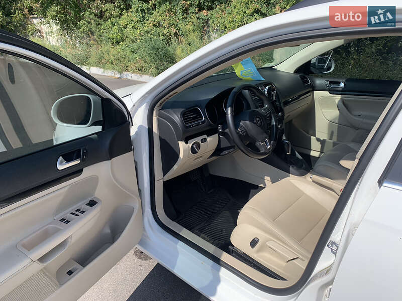 Универсал Volkswagen Jetta 2013 в Борисполе