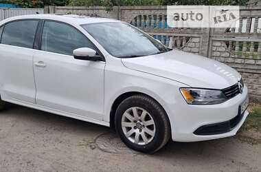 Седан Volkswagen Jetta 2013 в Дніпрі