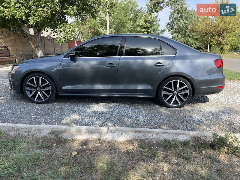 Седан Volkswagen Jetta 2011 в Одессе