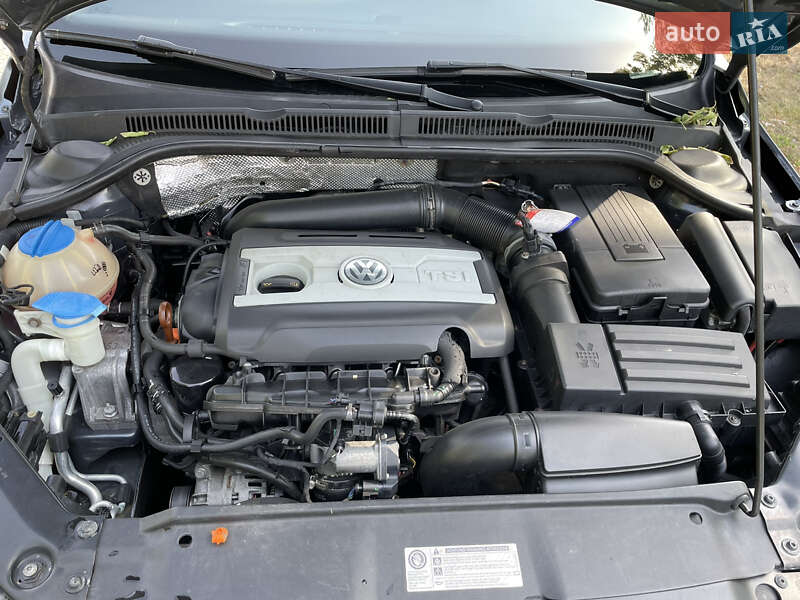 Седан Volkswagen Jetta 2011 в Одессе