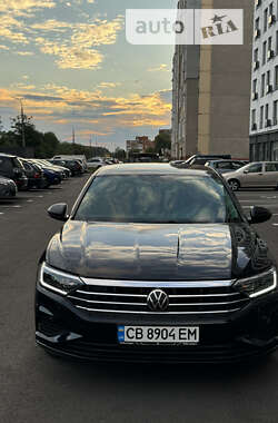 Седан Volkswagen Jetta 2019 в Чернигове