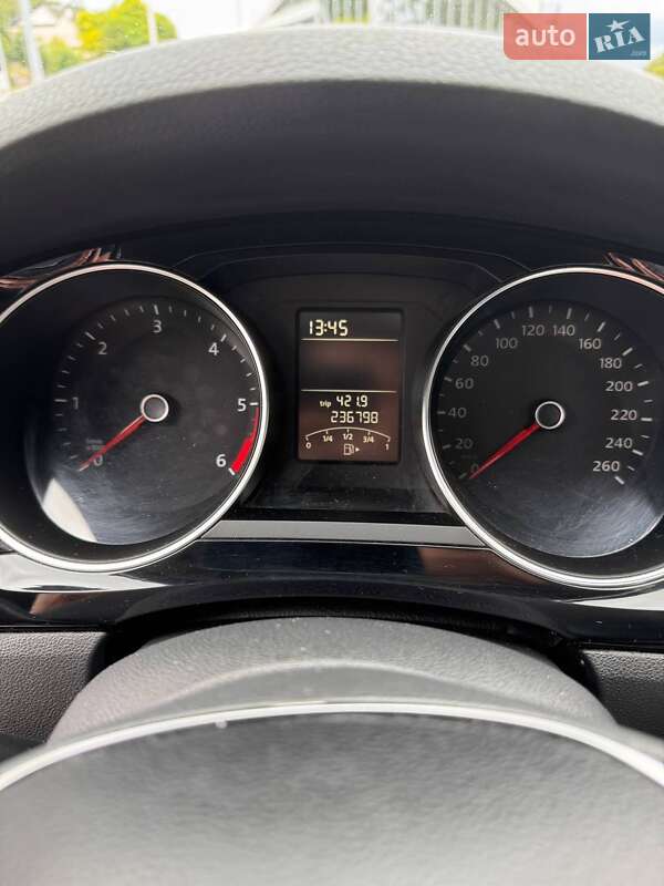 Седан Volkswagen Jetta 2015 в Кривом Роге