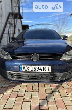 Седан Volkswagen Jetta 2011 в Близнюках