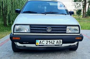 Седан Volkswagen Jetta 1988 в Ратному