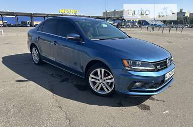 Седан Volkswagen Jetta 2015 в Харькове