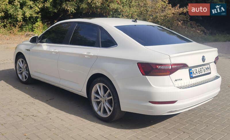 Седан Volkswagen Jetta 2019 в Києві