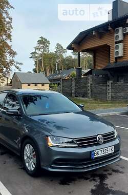 Седан Volkswagen Jetta 2016 в Дубно