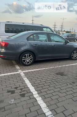 Седан Volkswagen Jetta 2012 в Львове