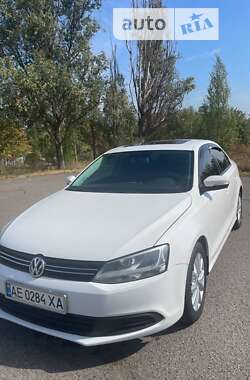 Седан Volkswagen Jetta 2011 в Дніпрі