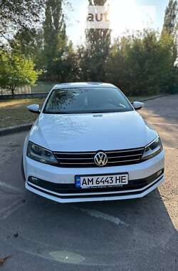 Седан Volkswagen Jetta 2016 в Житомире