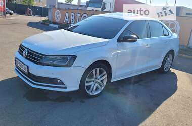 Седан Volkswagen Jetta 2015 в Киеве