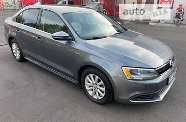 Седан Volkswagen Jetta 2013 в Києві