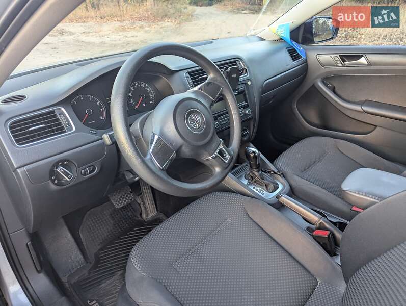 Седан Volkswagen Jetta 2013 в Киеве