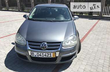 Седан Volkswagen Jetta 2007 в Староконстантинове