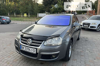 Седан Volkswagen Jetta 2008 в Ровно