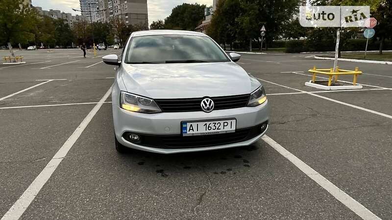 Седан Volkswagen Jetta 2012 в Києві фото 2 Седан Volkswagen Jetta 2012 в Києві