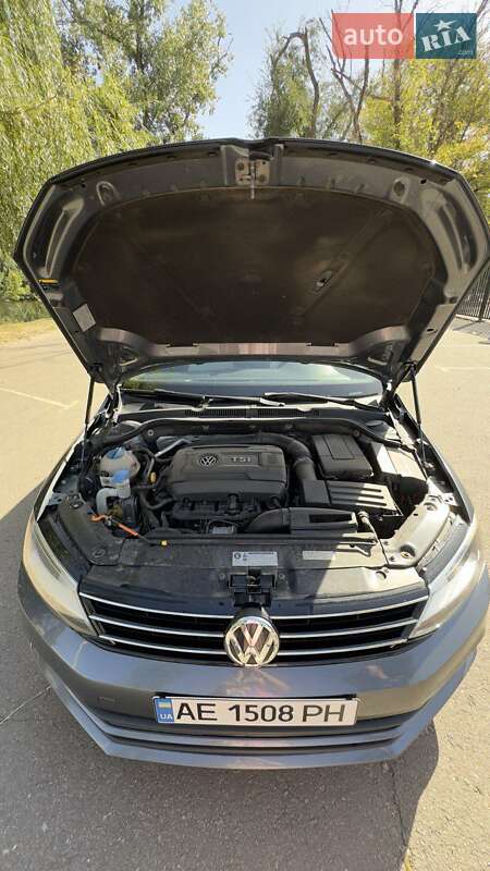 Седан Volkswagen Jetta 2014 в Кривом Роге