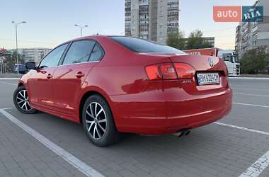 Седан Volkswagen Jetta 2013 в Сумах